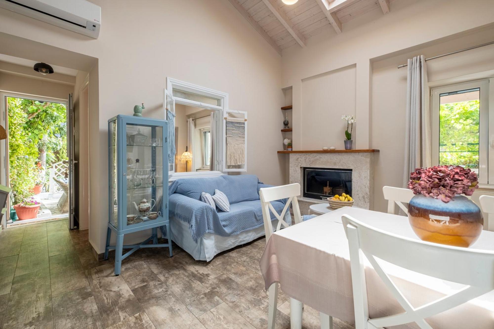 Oasis Home Tolo Luaran gambar