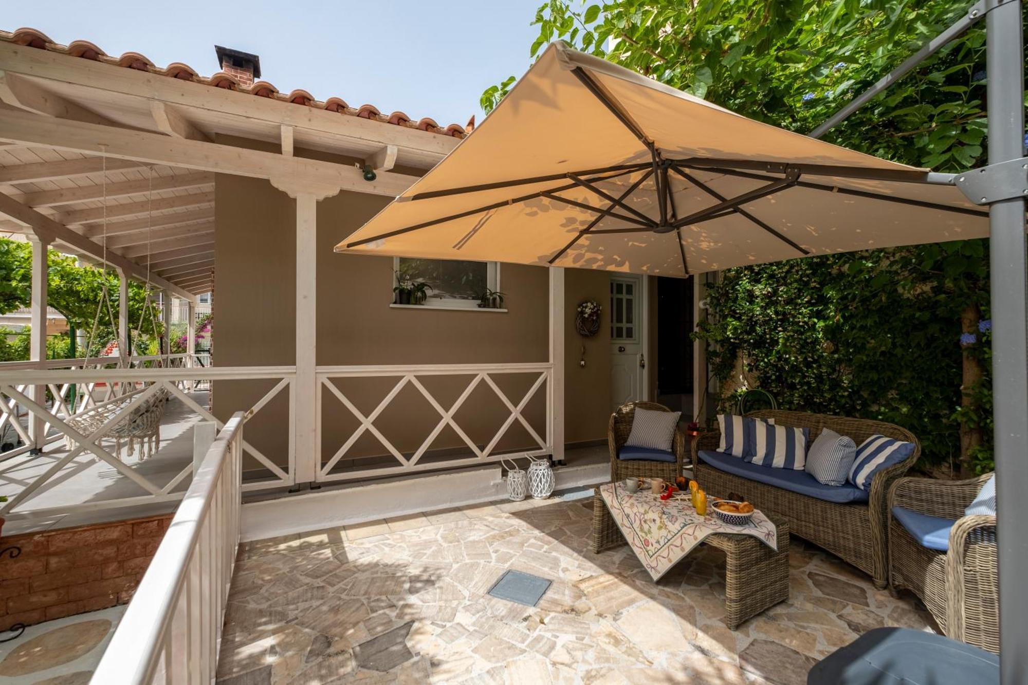 Oasis Home Tolo Luaran gambar
