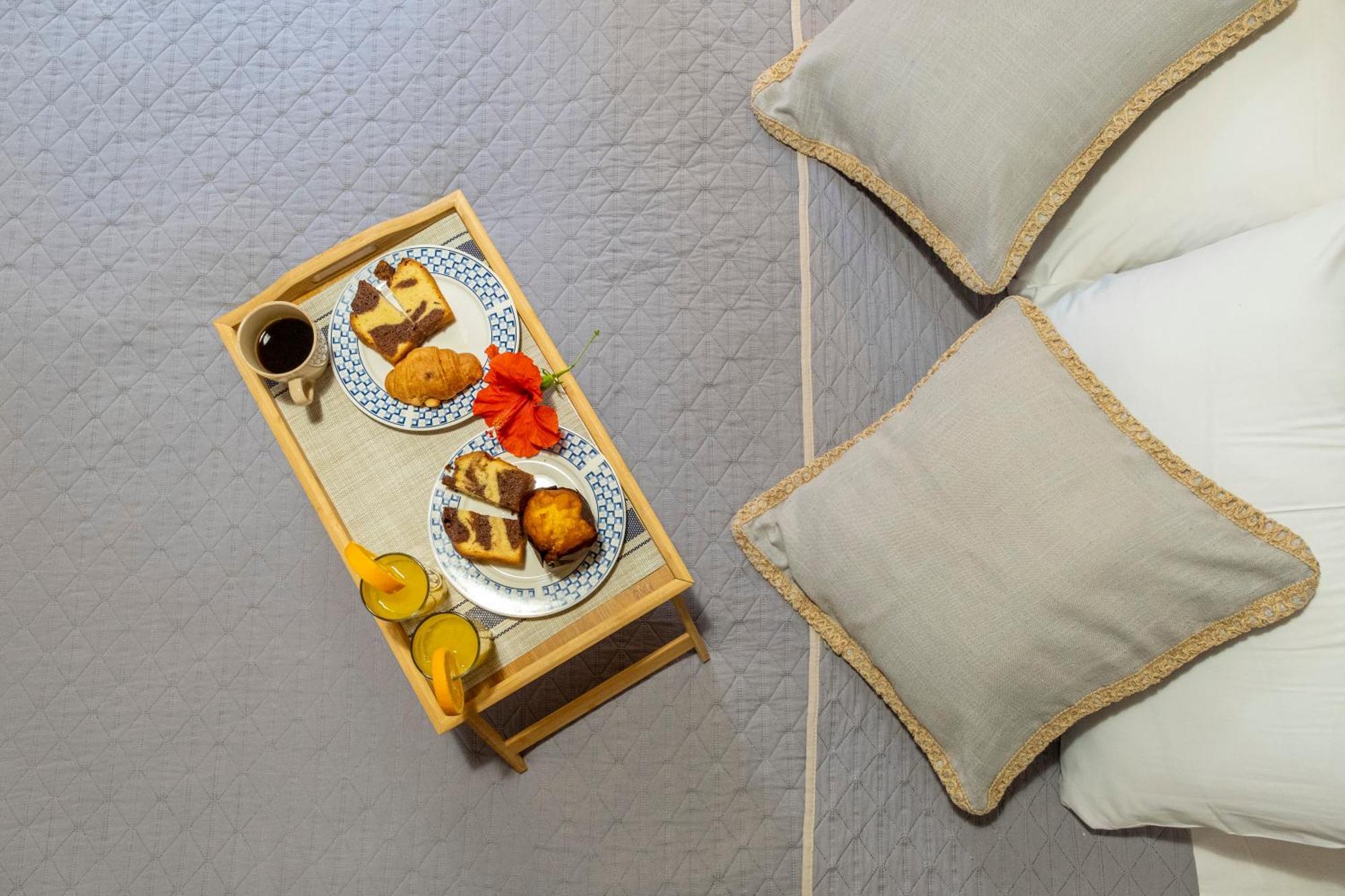 Oasis Home Tolo Luaran gambar