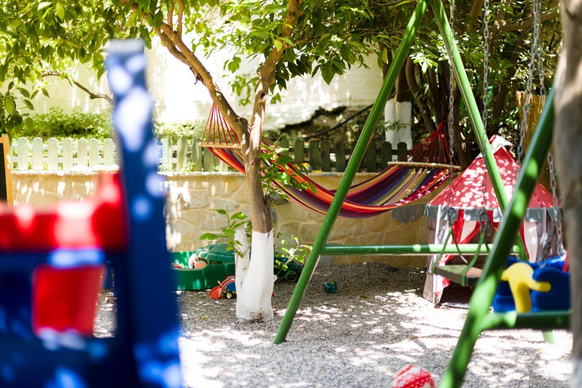 Oasis Home Tolo Luaran gambar