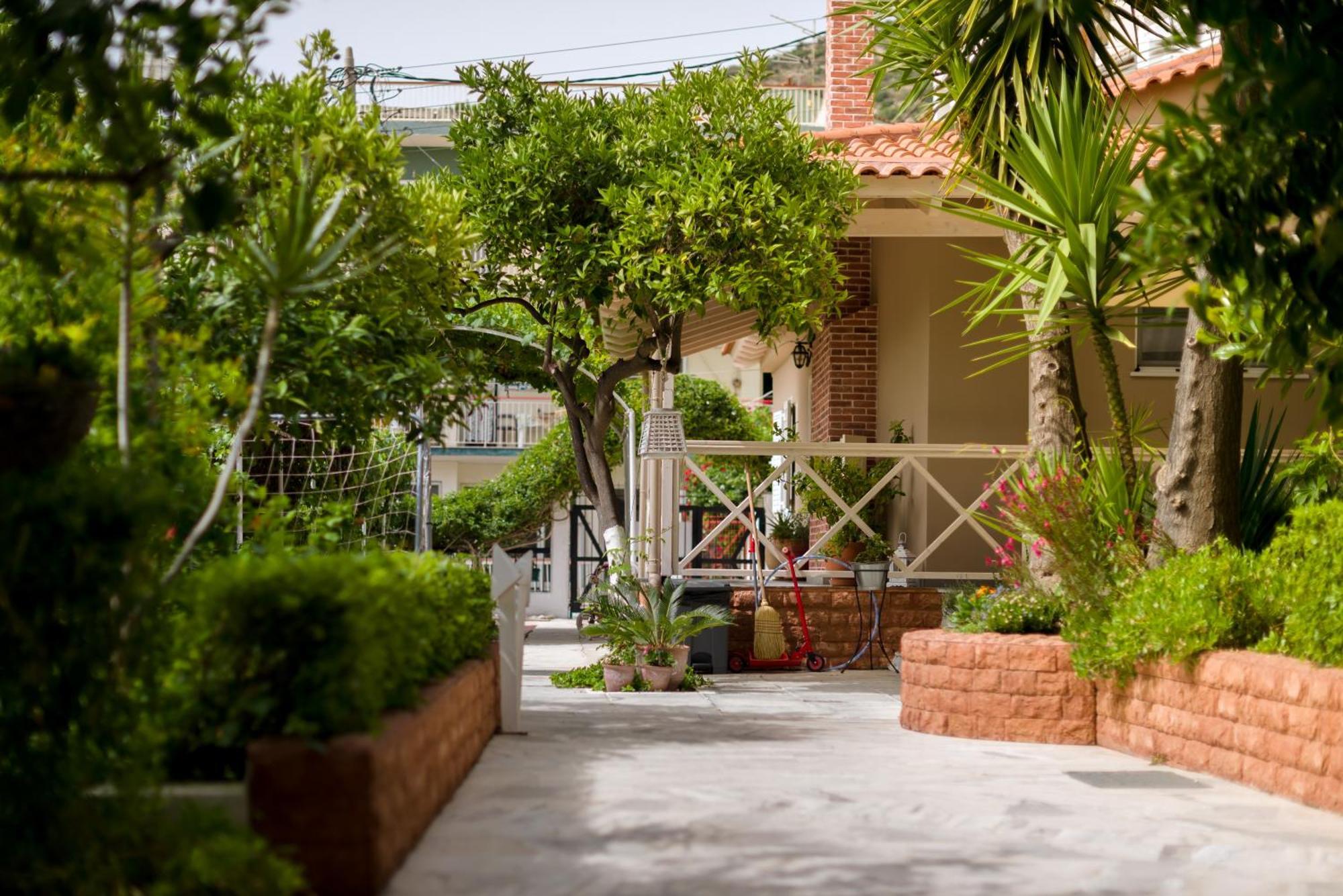 Oasis Home Tolo Luaran gambar